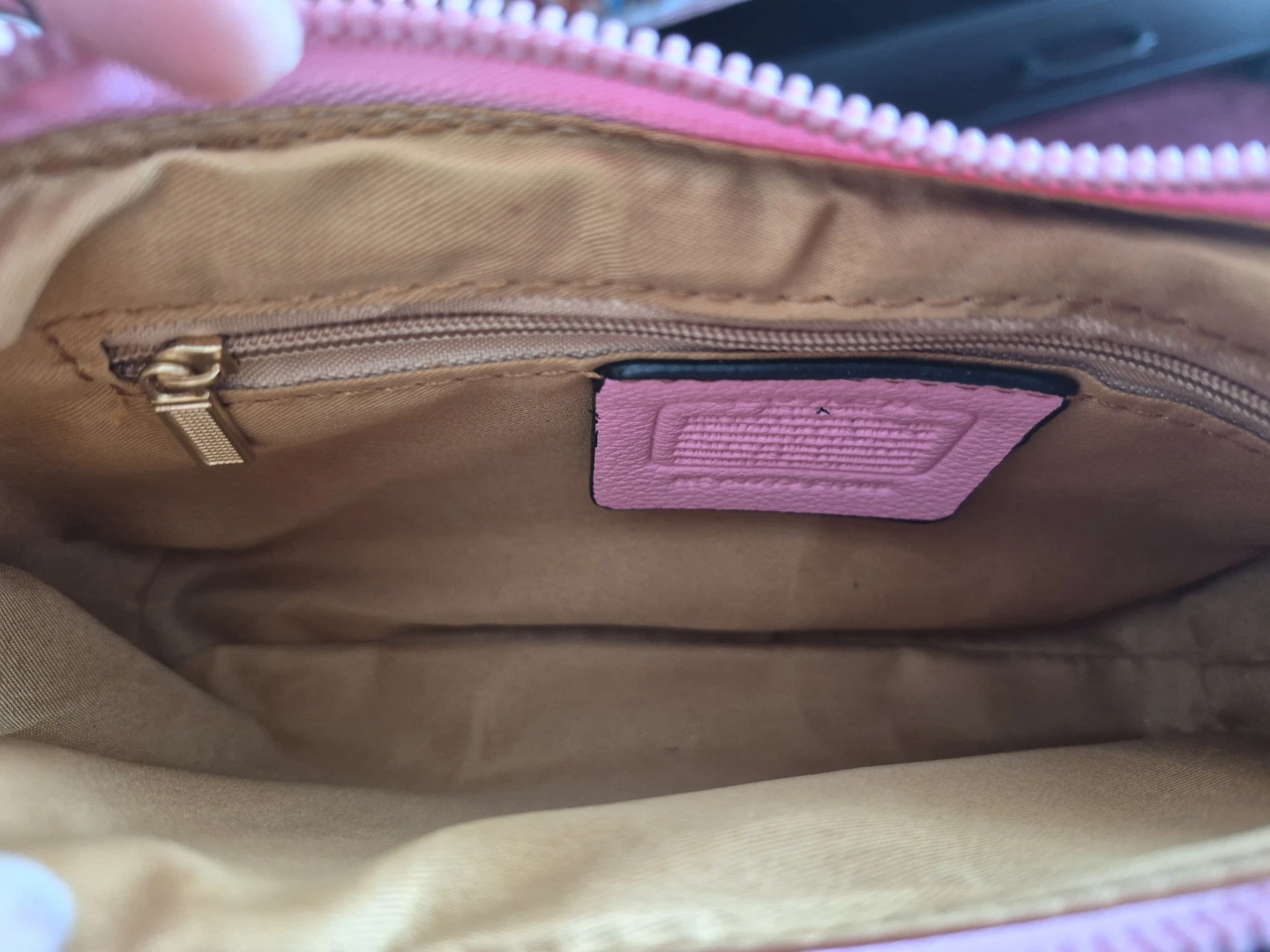 Coach Pink Signature 3pcs set - photo 2