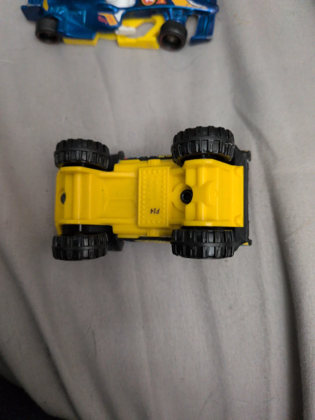 Hot Wheels Yellow Off-Road Truck Toy Car - photo 2