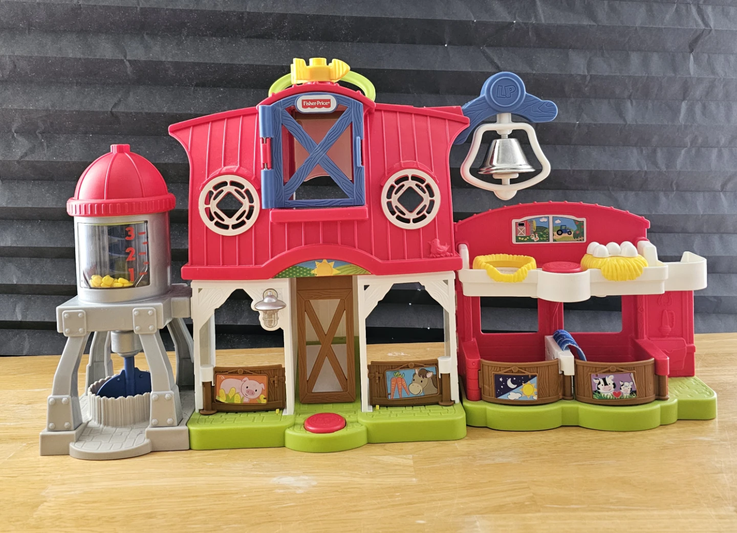 Fisher-Price Little People Farm Play Set  ( Bathurst and Finch) - photo 5