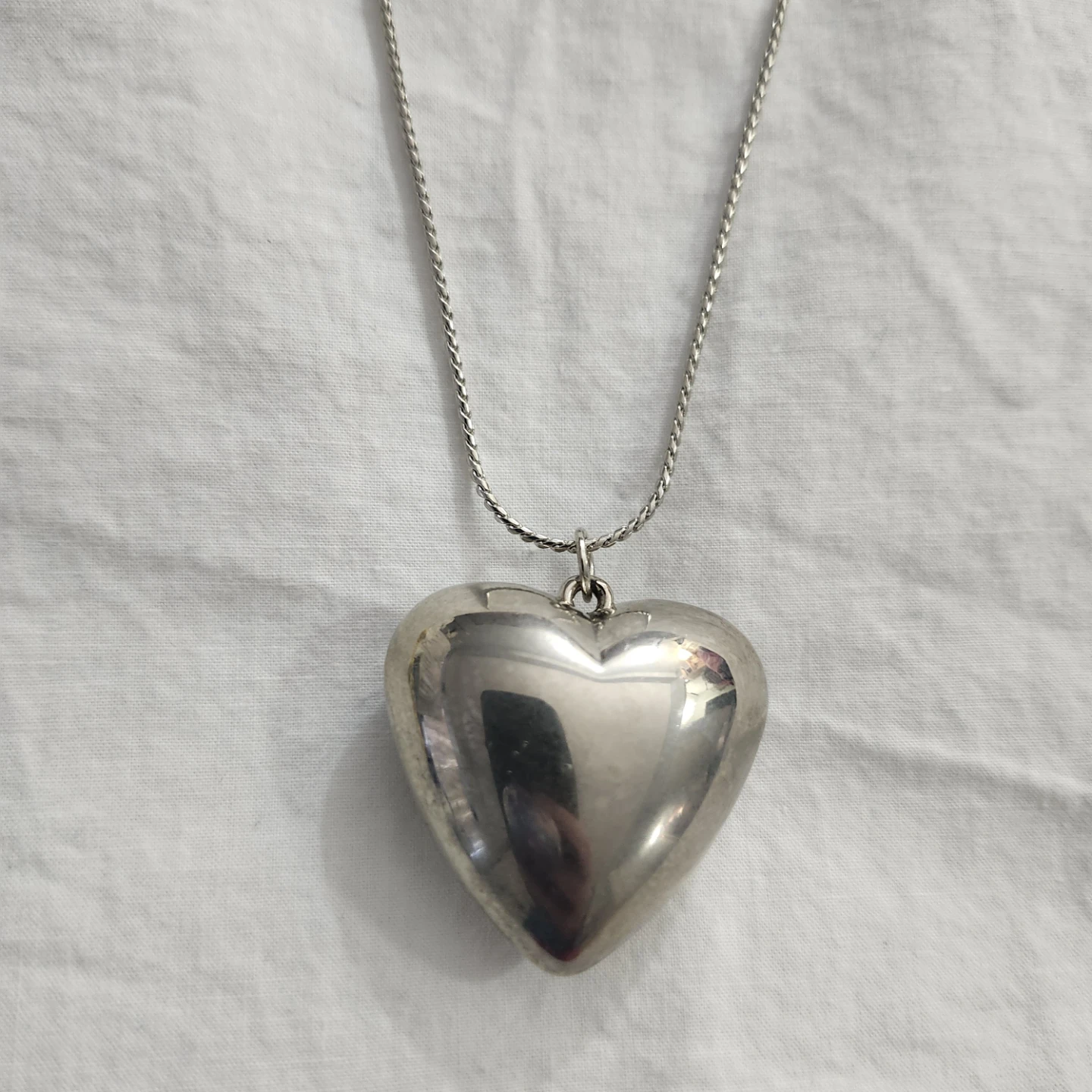 New HEART ❤️ PENDANT NECKLACE.