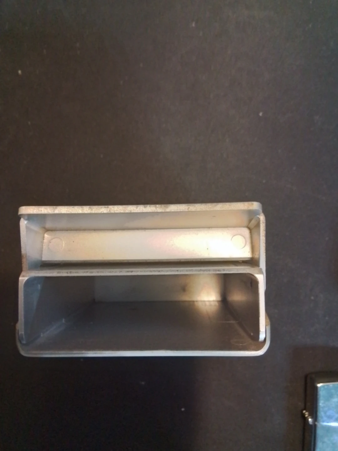 Plastic Benson Hedges Rothmans Tin No Marking Lighter Spark - photo 3