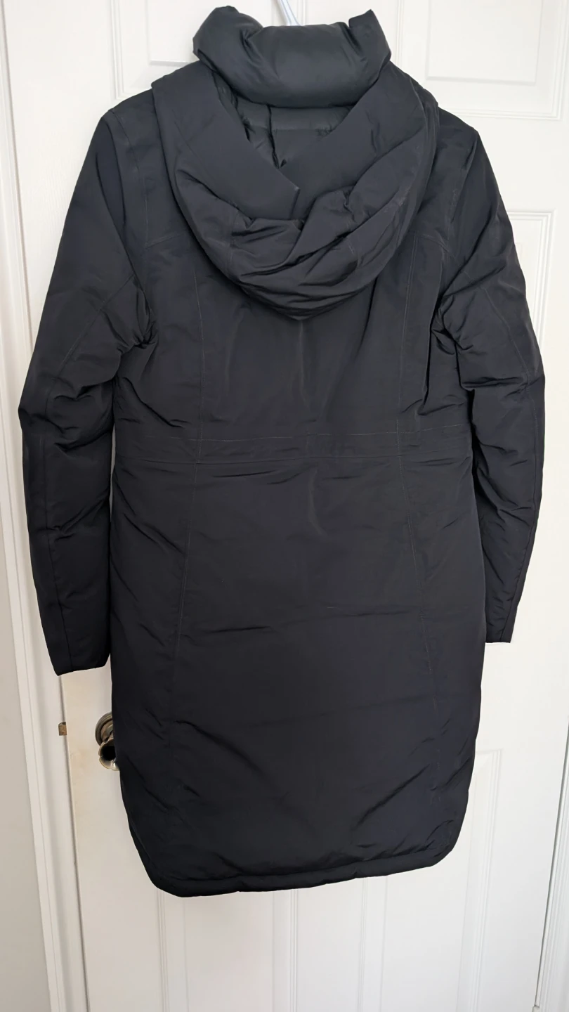 NEVER WORN Lululemon Snow Warrior Down Fill Parka - Size 4 - photo 2