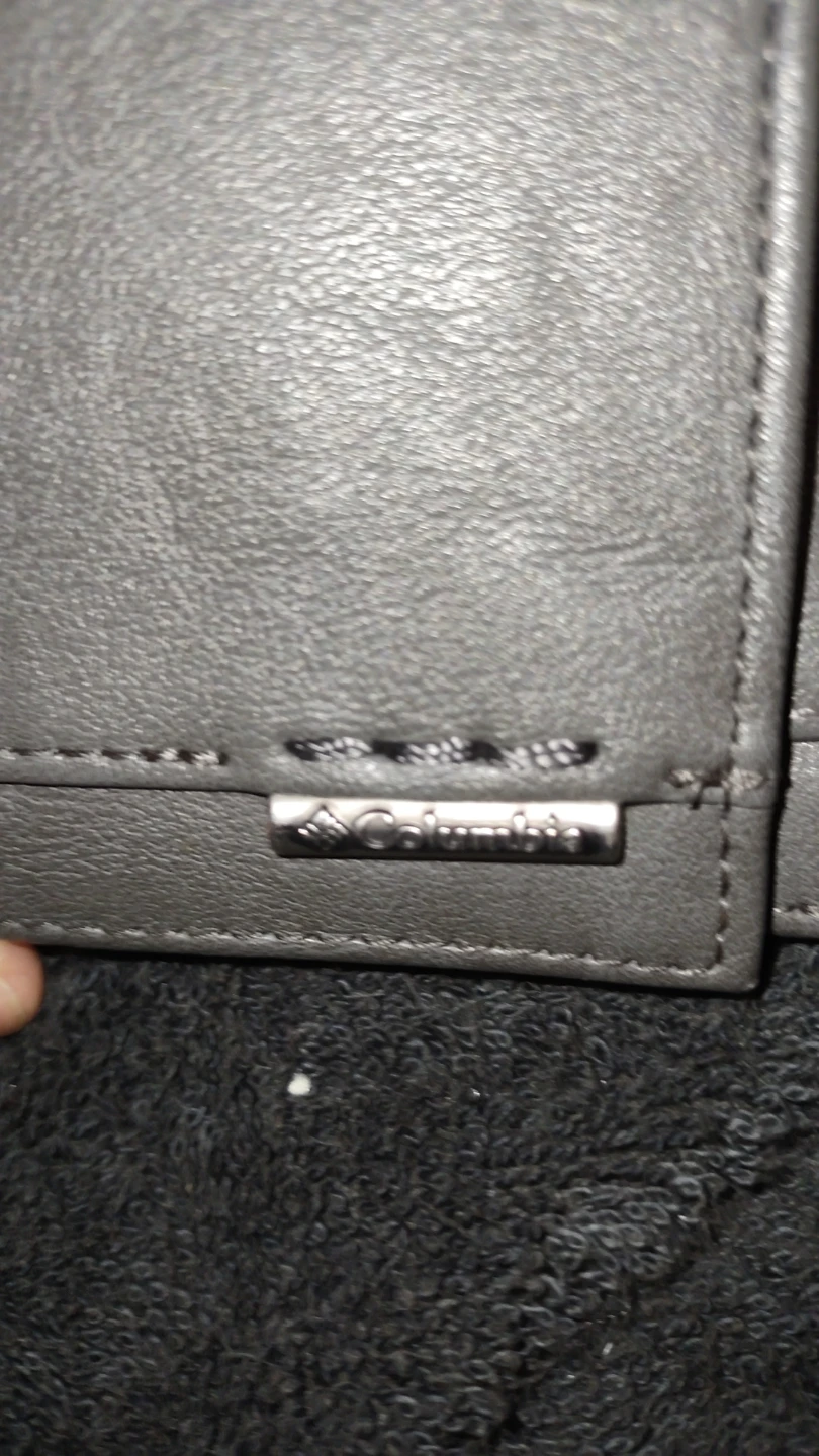 Columbia Men's Trifold Wallet - photo 2
