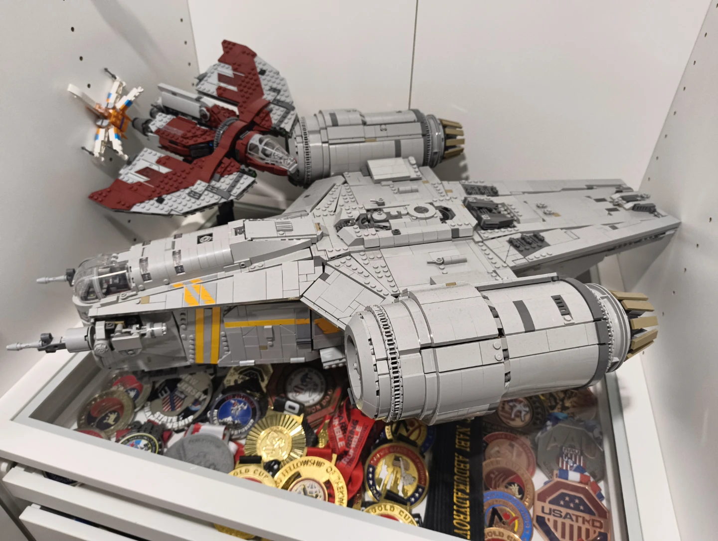 LEGO Star Wars Razor Crest Set - photo 2