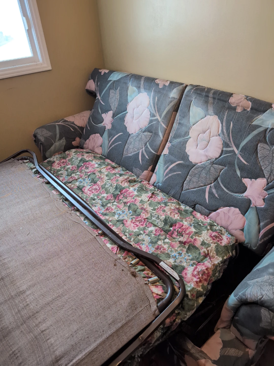 Sears Floral Sofa Bed PICKUP only - photo 3