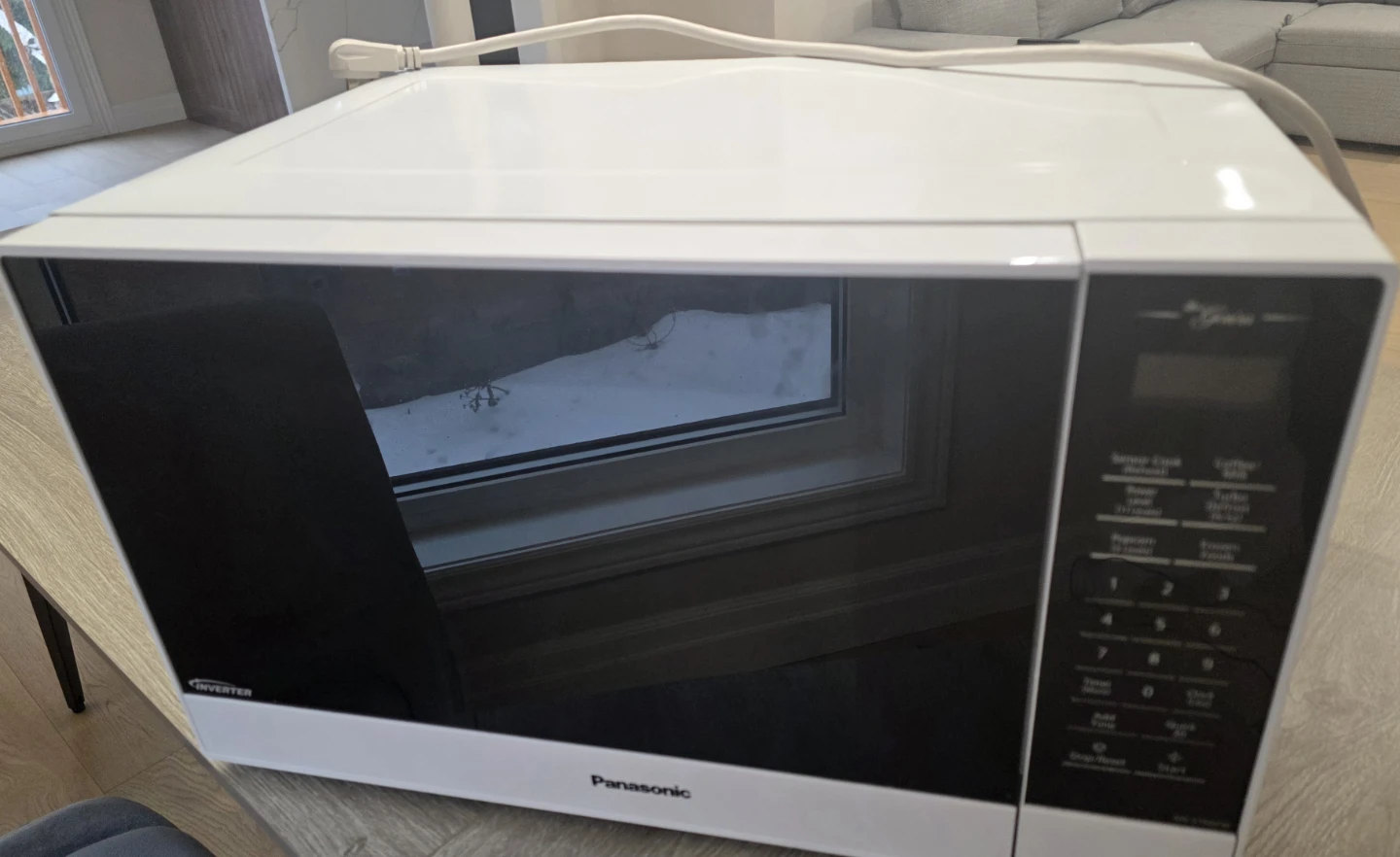 Panasonic Inverter Microwave - photo 2