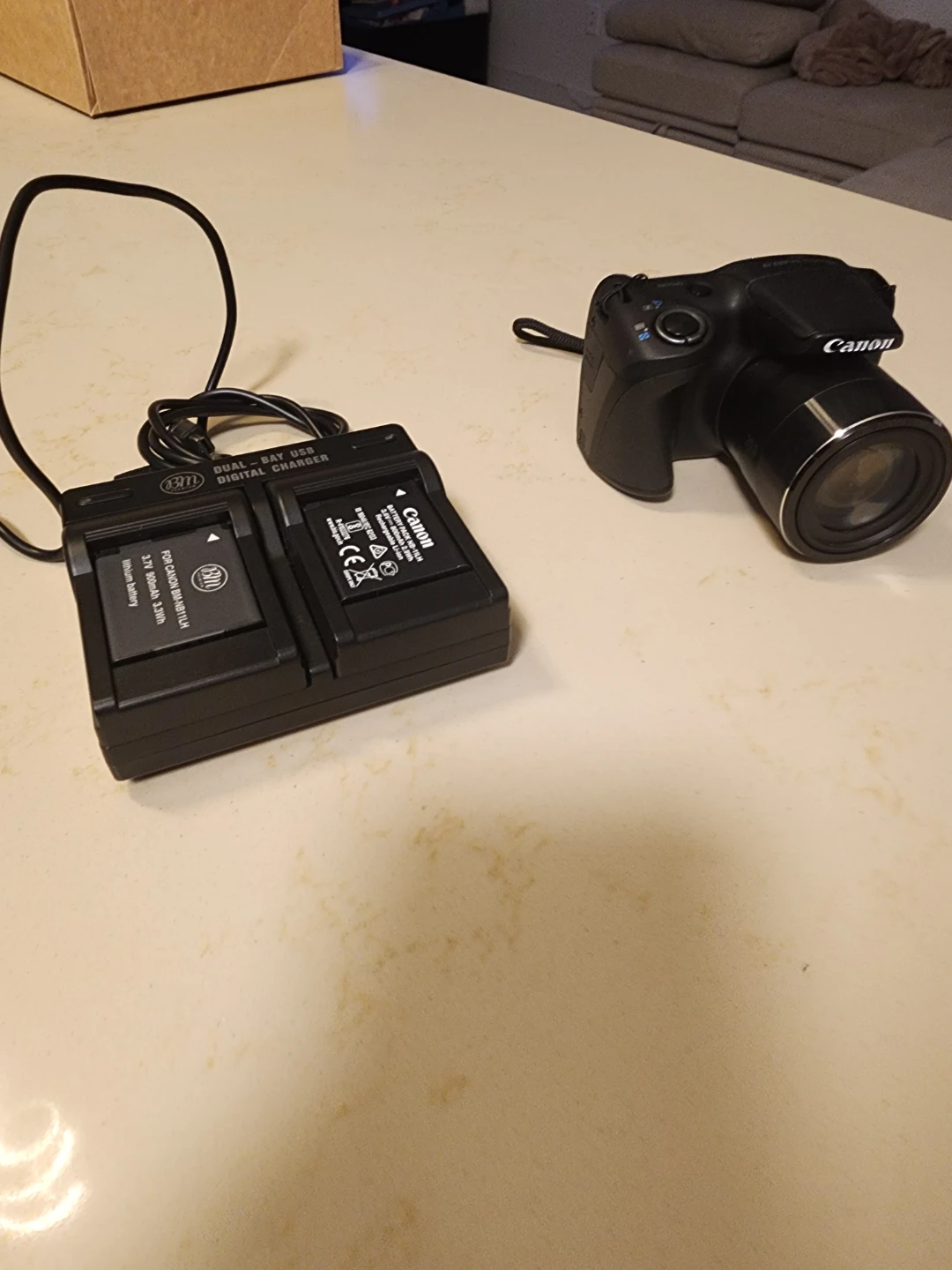 Canon Digital Camera with Dual Battery Charger