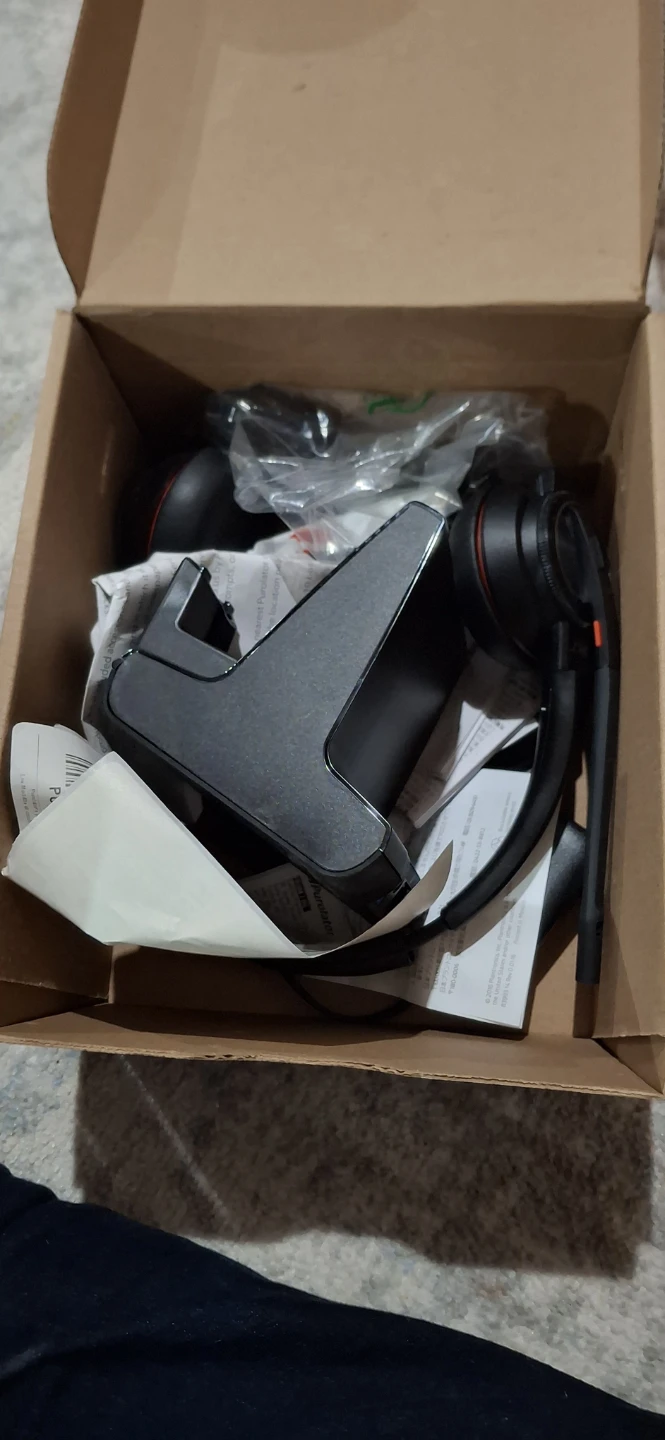 Poly Voyager 4320 UC Headset - photo 2