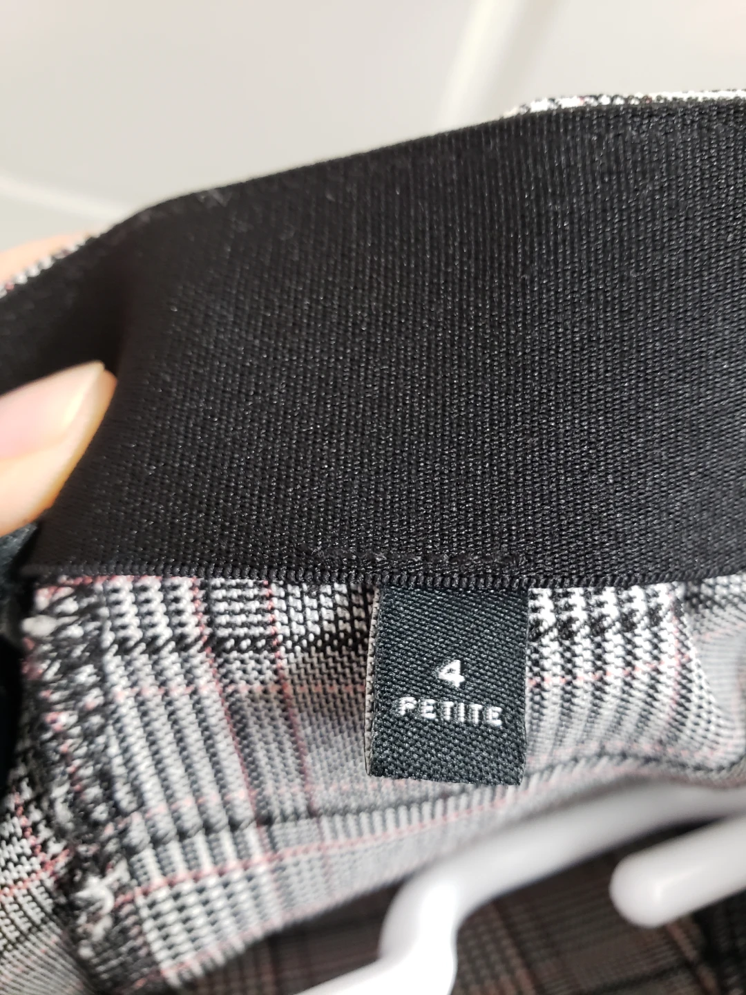 Reitmans Plaid Petite Pants Size 4 - photo 4