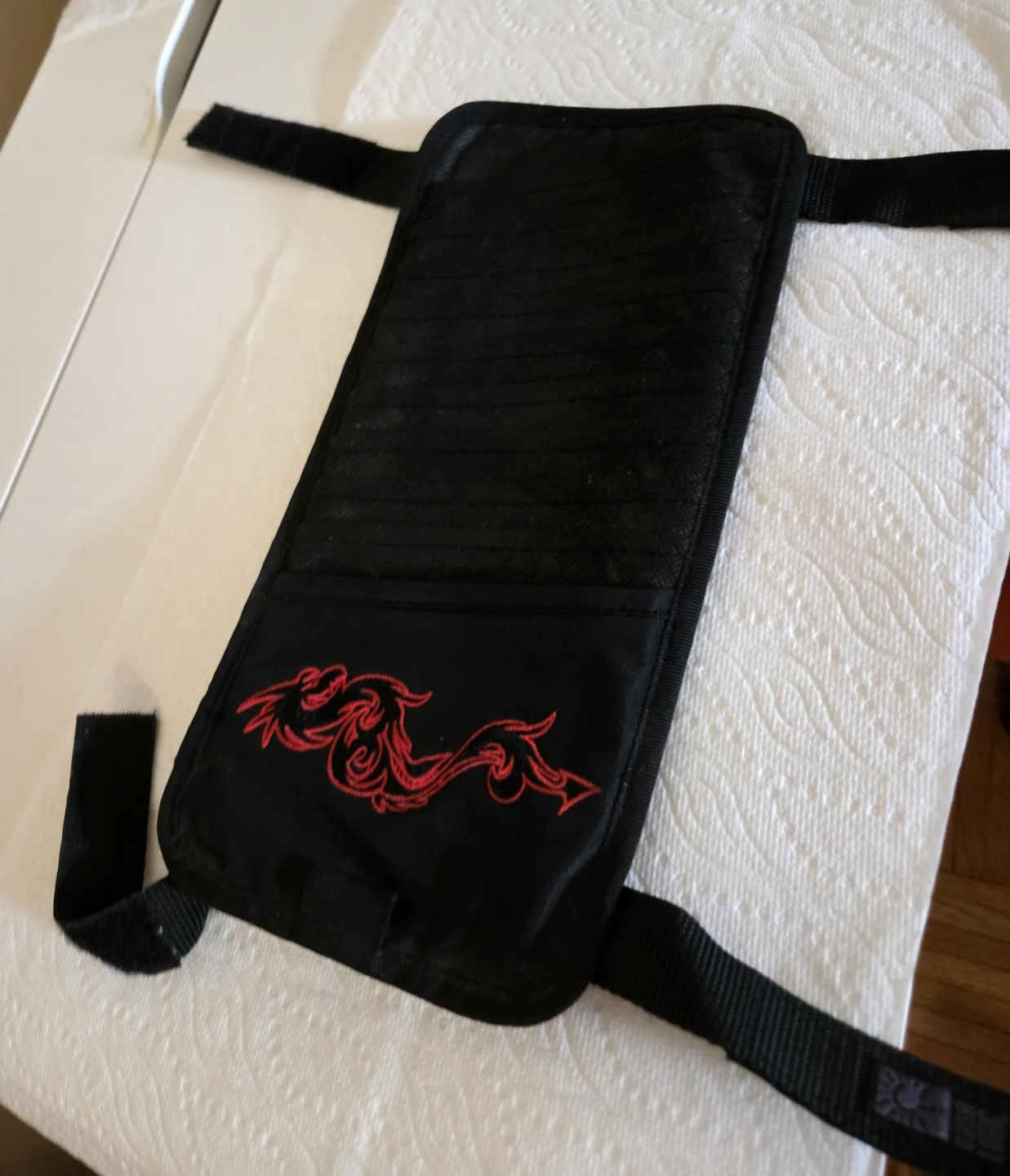 #🤎Free Organizer Pouch with Red Dragon Embroidery,holfs 10 cd's