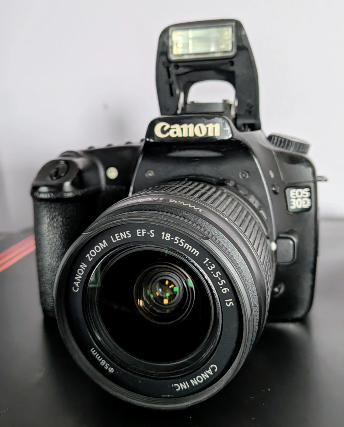 Canon EOS 30D DSLR Camera with EF-S 18-55mm Lens Kit