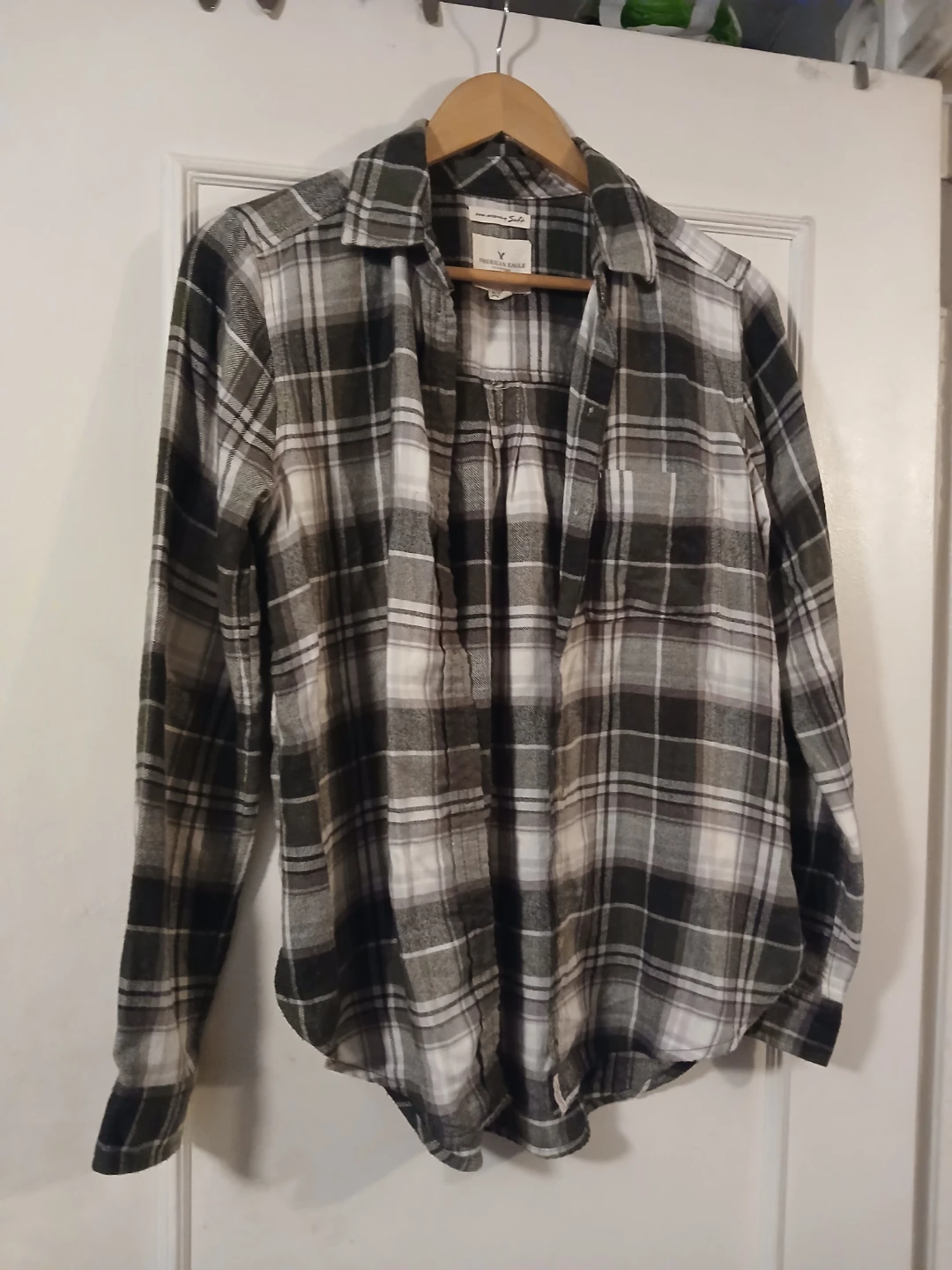 American Eagle Outfitters Plaid Flannel Shirt XS