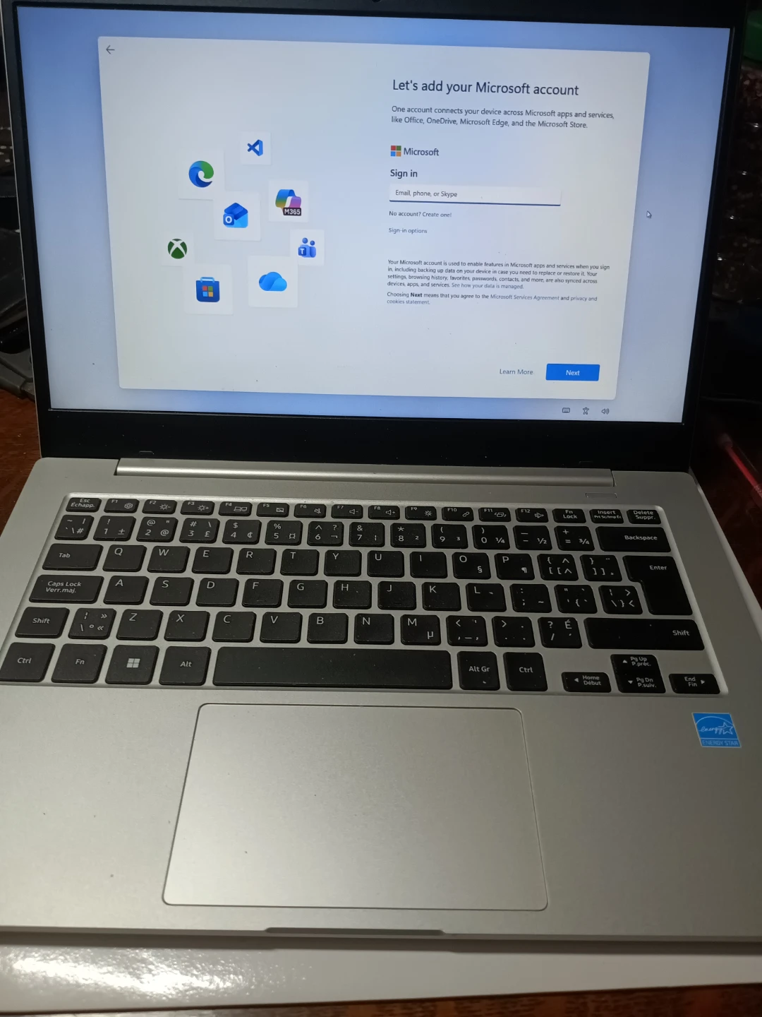 Samsung Galaxy Book Go (Wi-Fi) Laptop