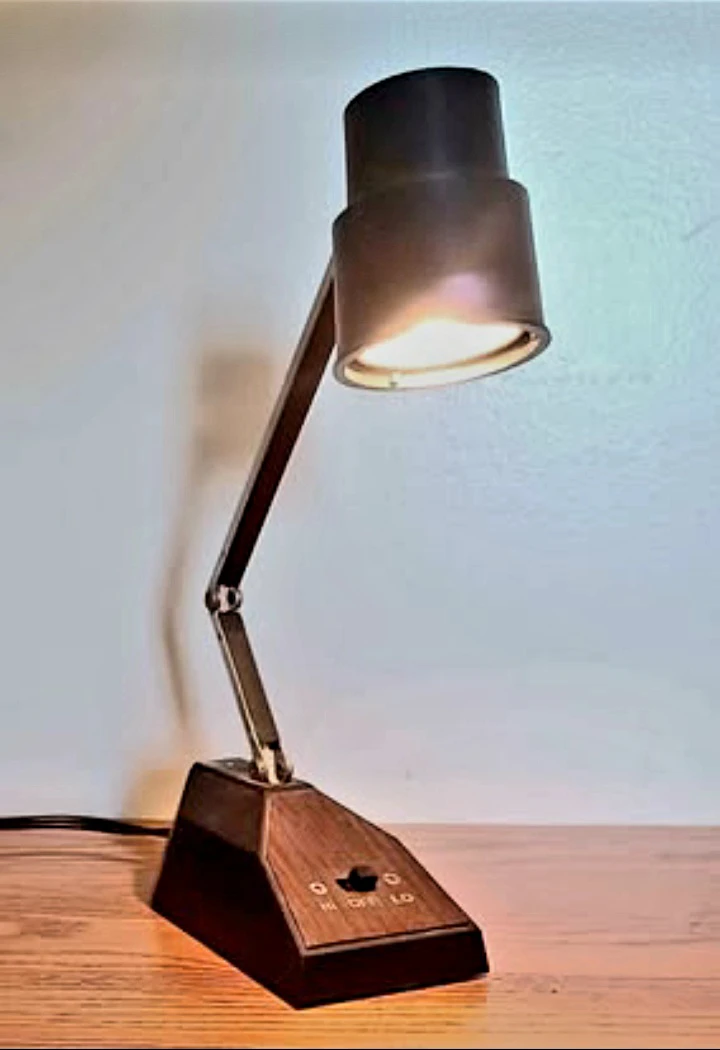 MCM Adjustable Desk Lamp - photo 2