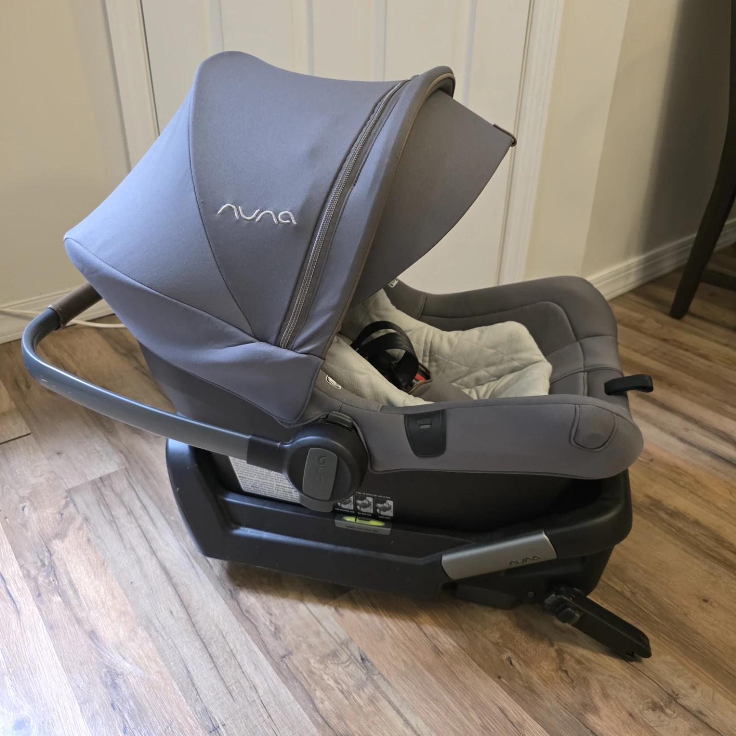 Nuna Pipa Lite LX Infant Car Seat with Base