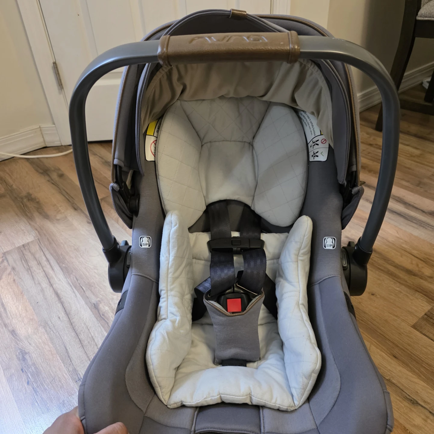 Nuna Pipa Lite LX Infant Car Seat with Base - photo 4