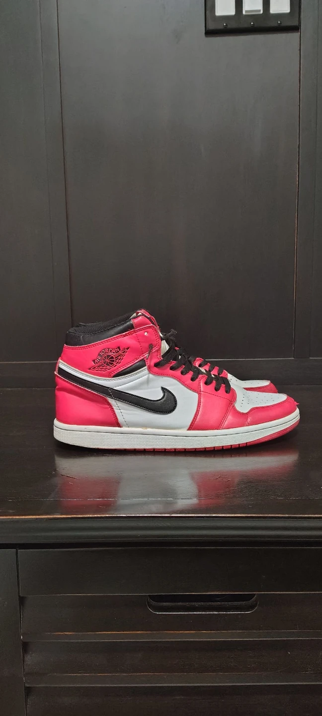 Nike Air Jordan 1 Chicago - photo 3