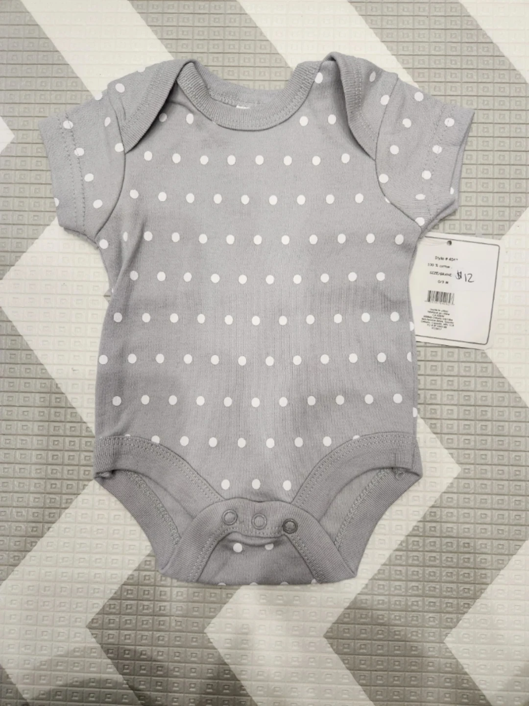 Baby onesie / bodysuit (0-3M)