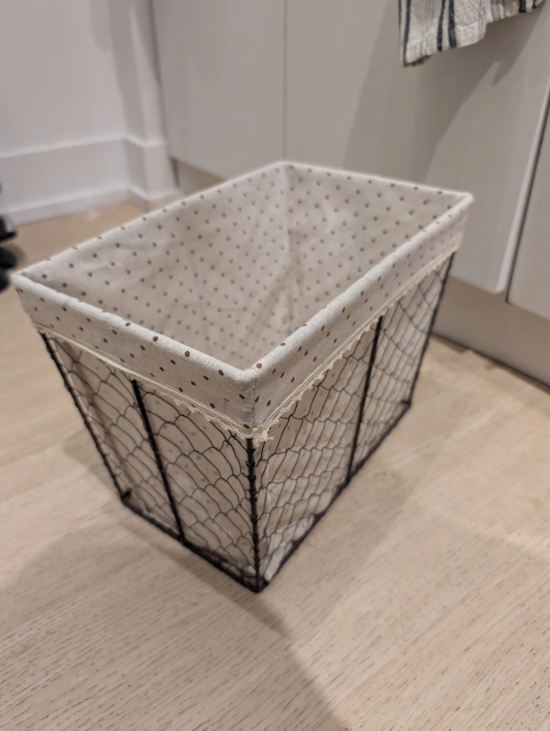 Fabric Storage Basket with Wire Frame