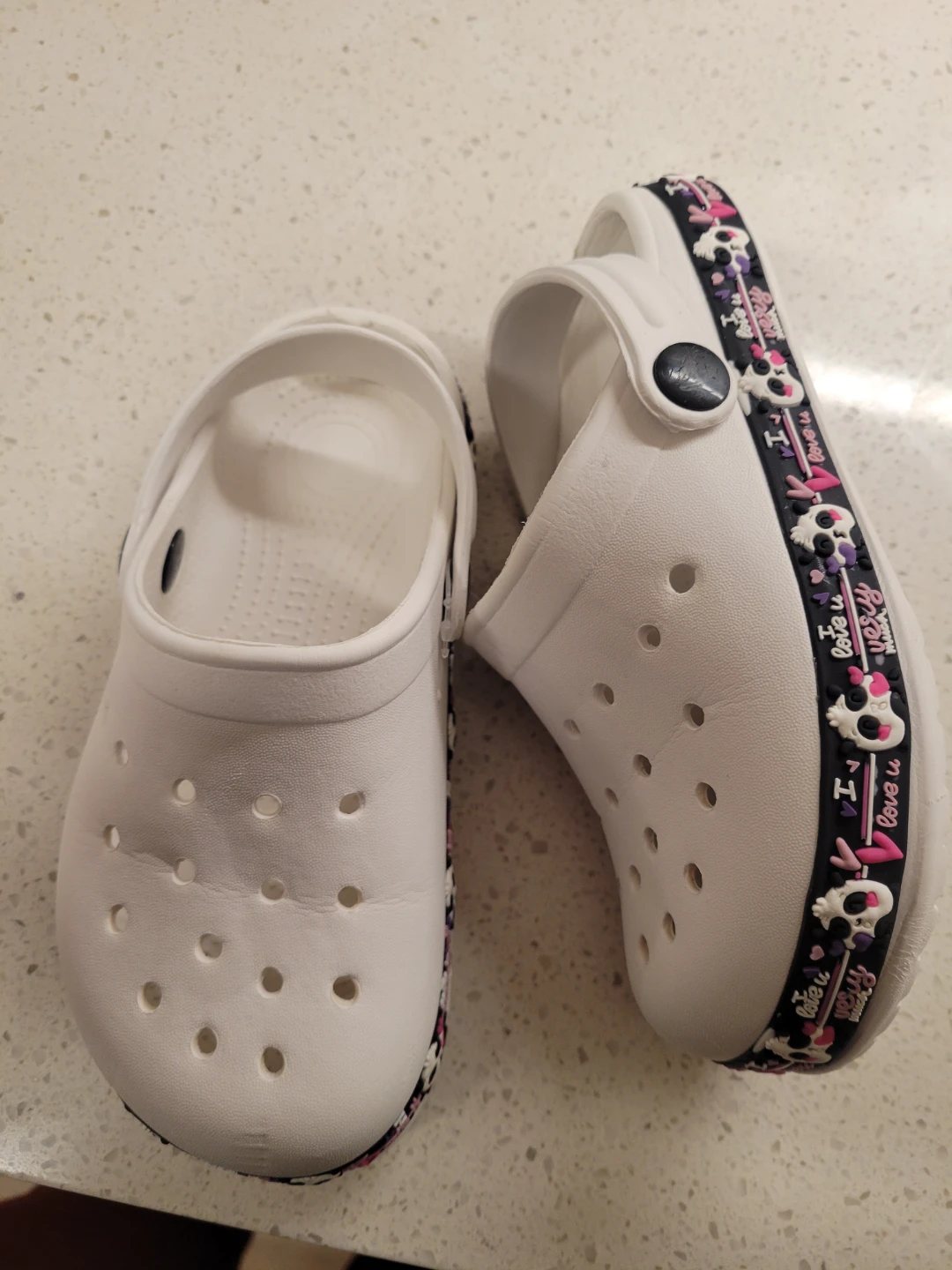 White Crocs with Skull & Heart Pattern - photo 2