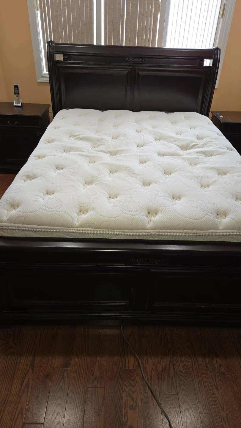 White Queen Size Mattress - photo 3