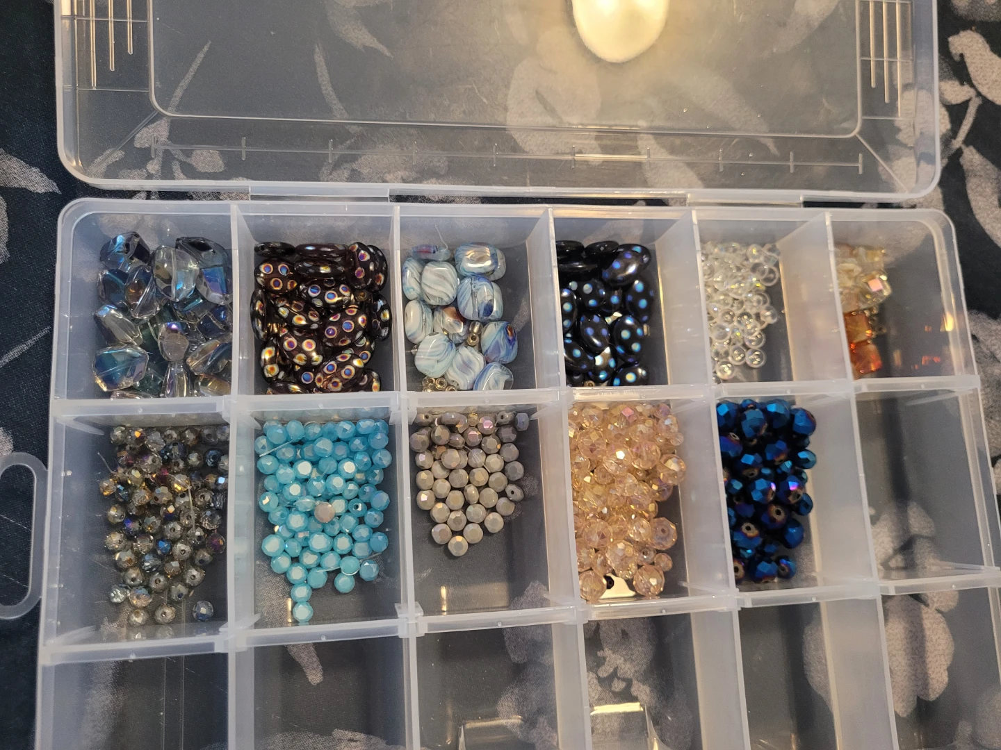 Large Lot of Beads - photo 2
