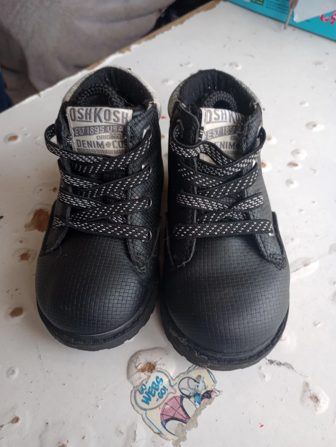 OshKosh B'gosh Black Toddler Boots Size 5 - photo 2