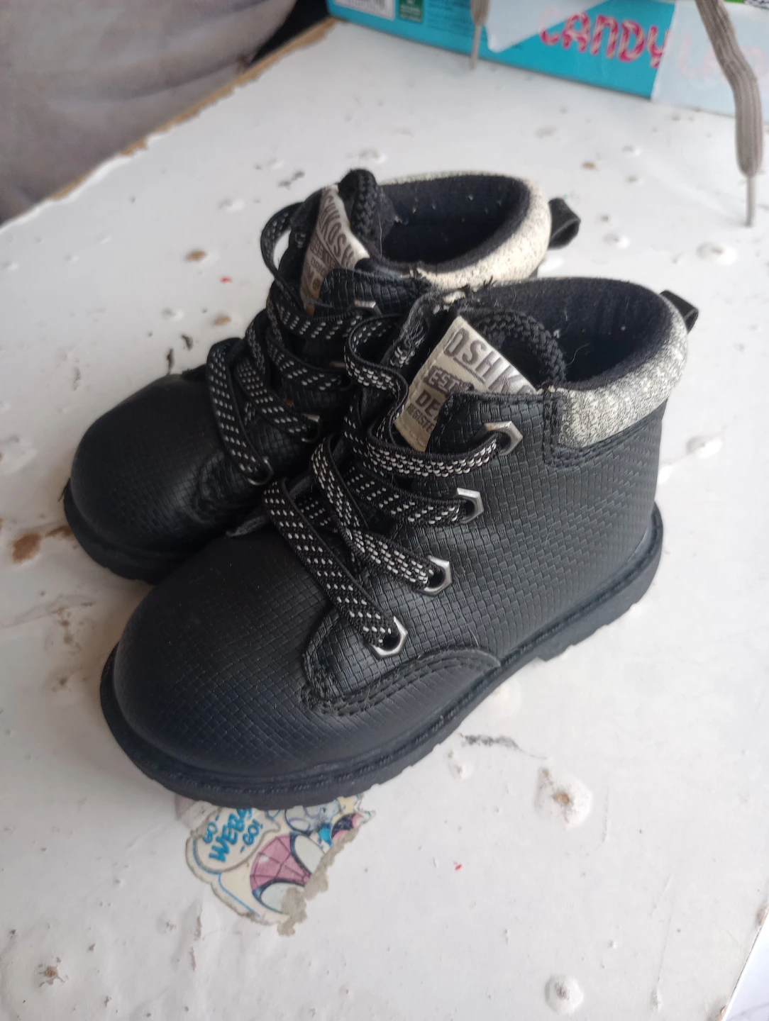 OshKosh B'gosh Black Toddler Boots Size 5 - photo 3