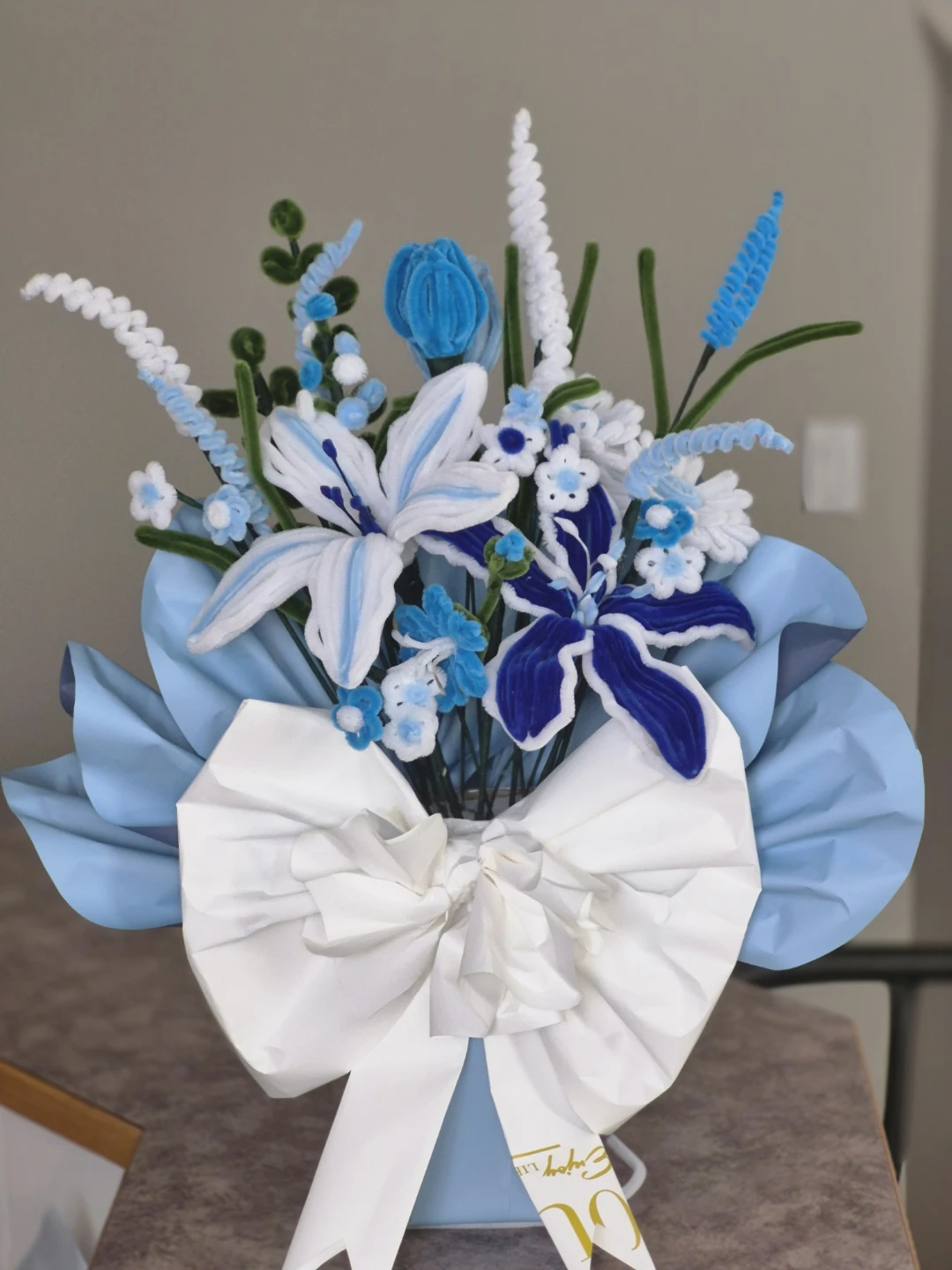 Flower  Bouquet- fuzzy wire - photo 2