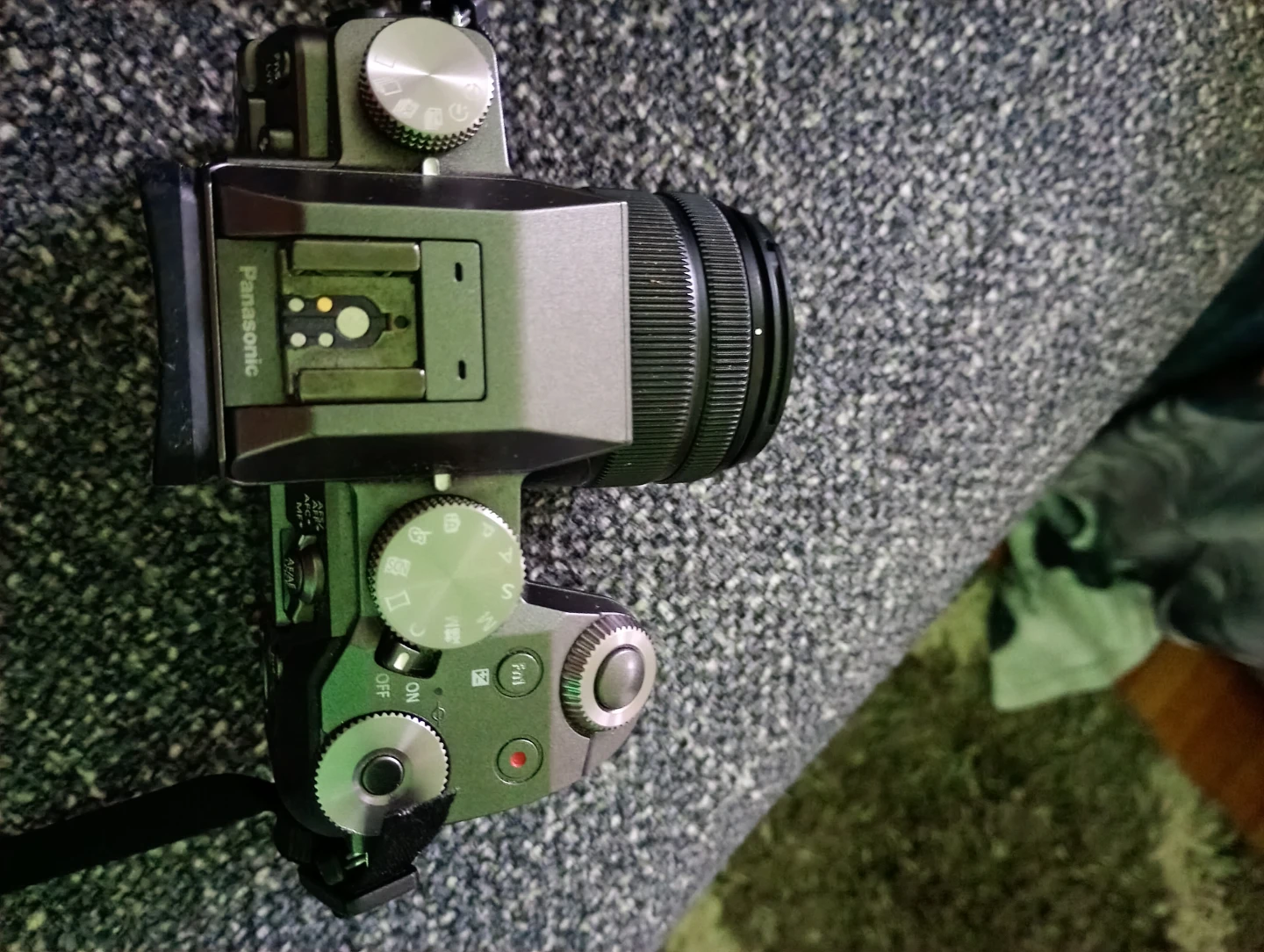 Panasonic Lumix G Mirrorless Camera with 14-42mm Lens - photo 2
