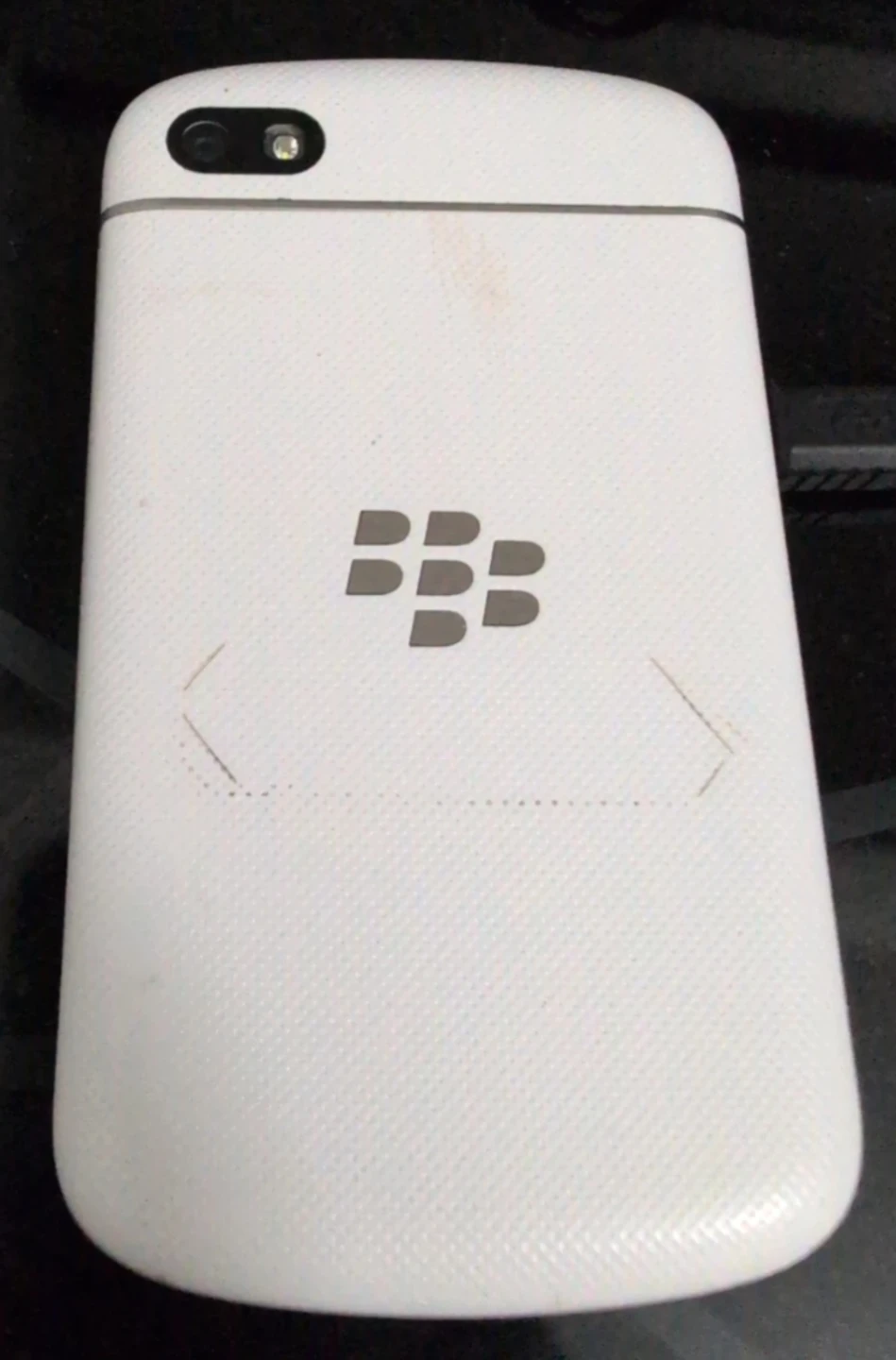 BlackBerry Q10 White Smartphone - Rogers - photo 2