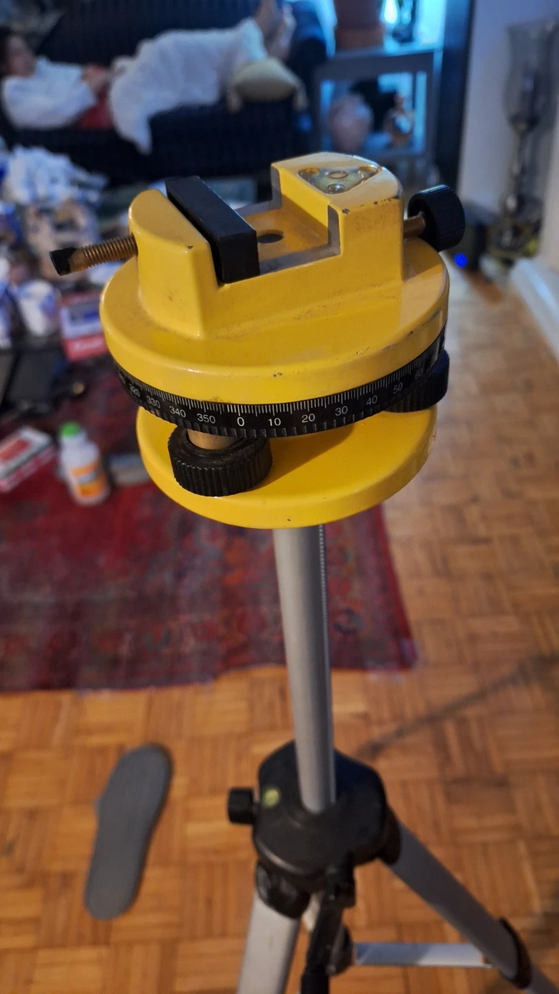 Surveyor's Tripod with Level