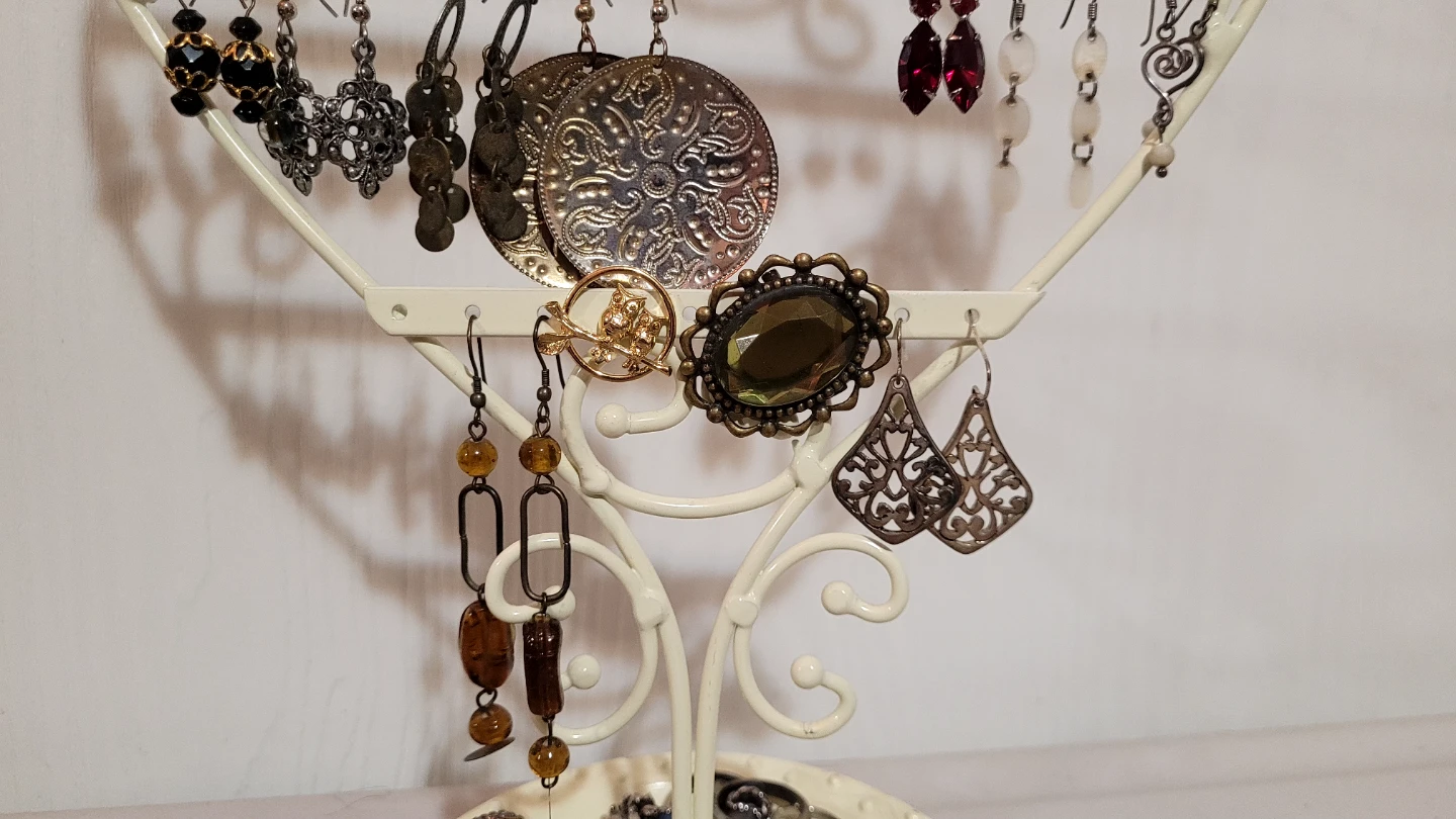 Jewelry Rack w/ Jewelry - photo 4
