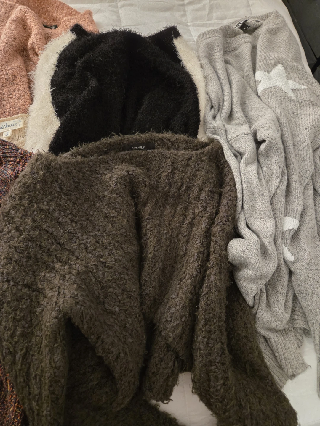 12 Women's Sweaters Bundle - Abercrombie & More, Express + F21++ - photo 4