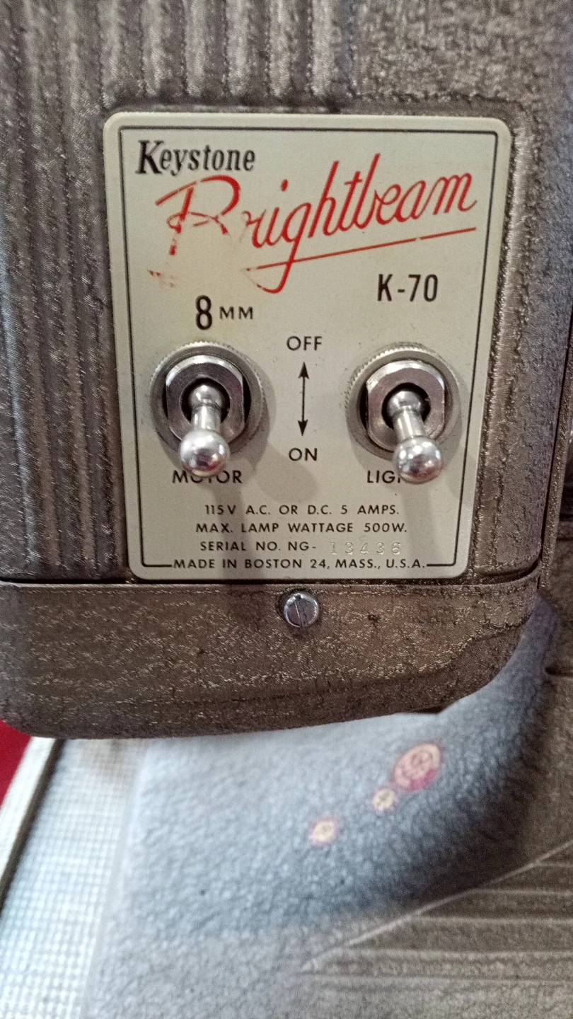 Keystone Brightbeam K-70 8mm Film Projector with Case - photo 4