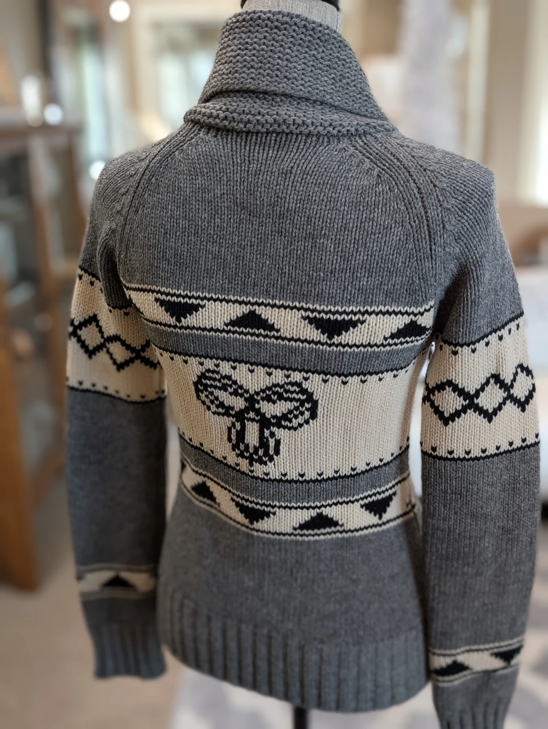 COZY Aritzia TNA 100% Lambswool Sweater - photo 2
