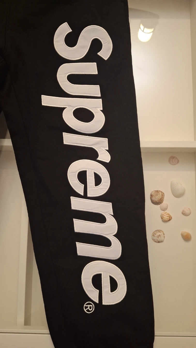 Supreme Black Sweatpants - Size Small - photo 2