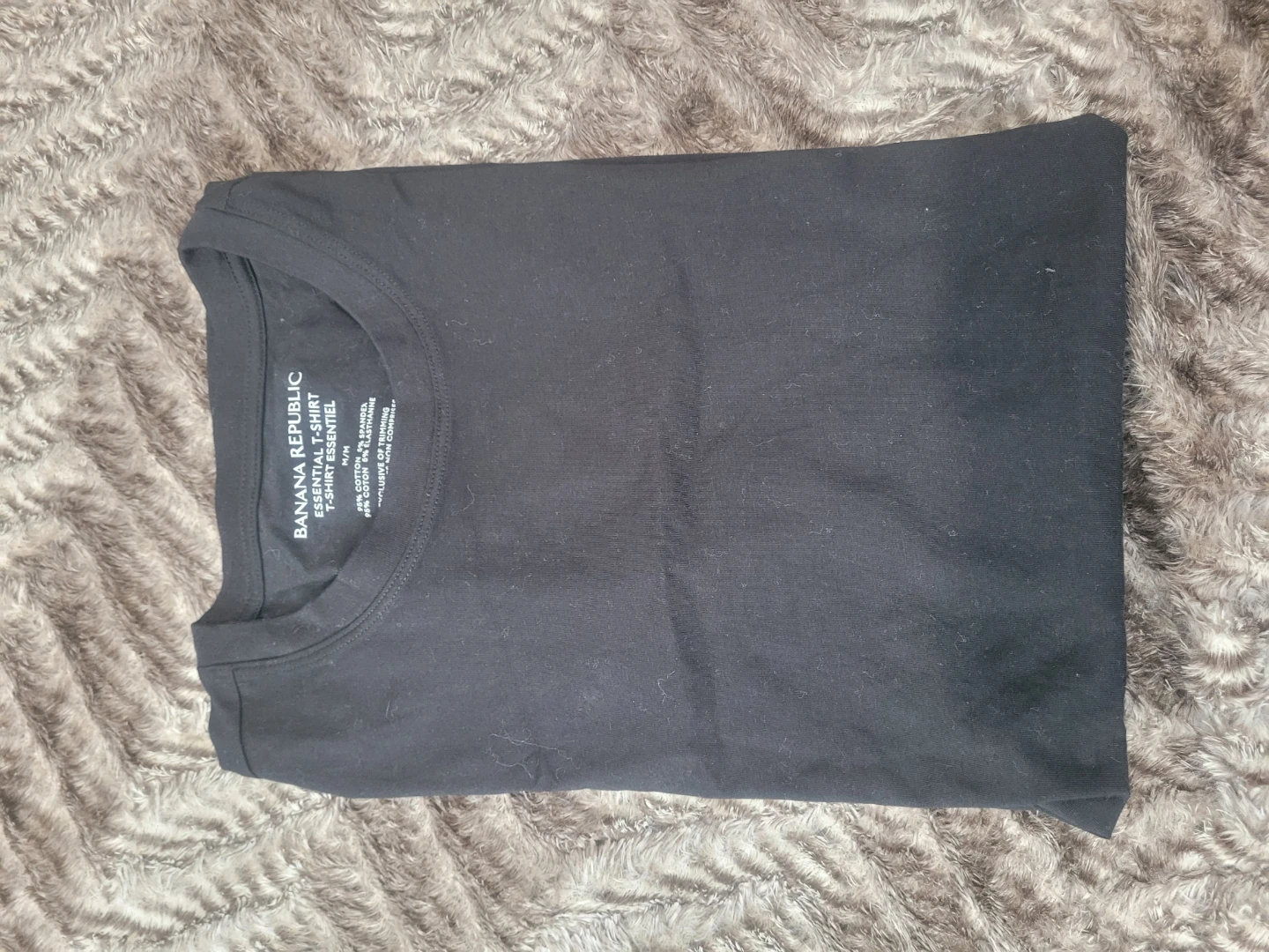Banana Republic Essential Black T-Shirt - Medium - photo 2