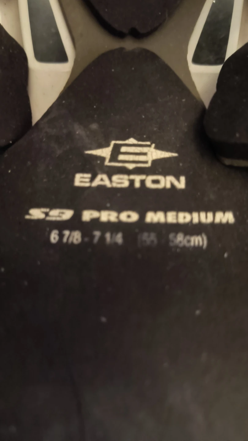 Easton S9 Pro Hockey Helmet - Medium🏆 - photo 3