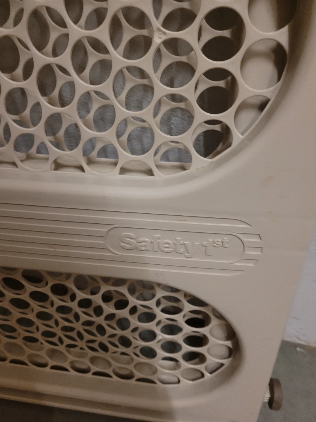 Safety 1st Baby Gate - photo 2