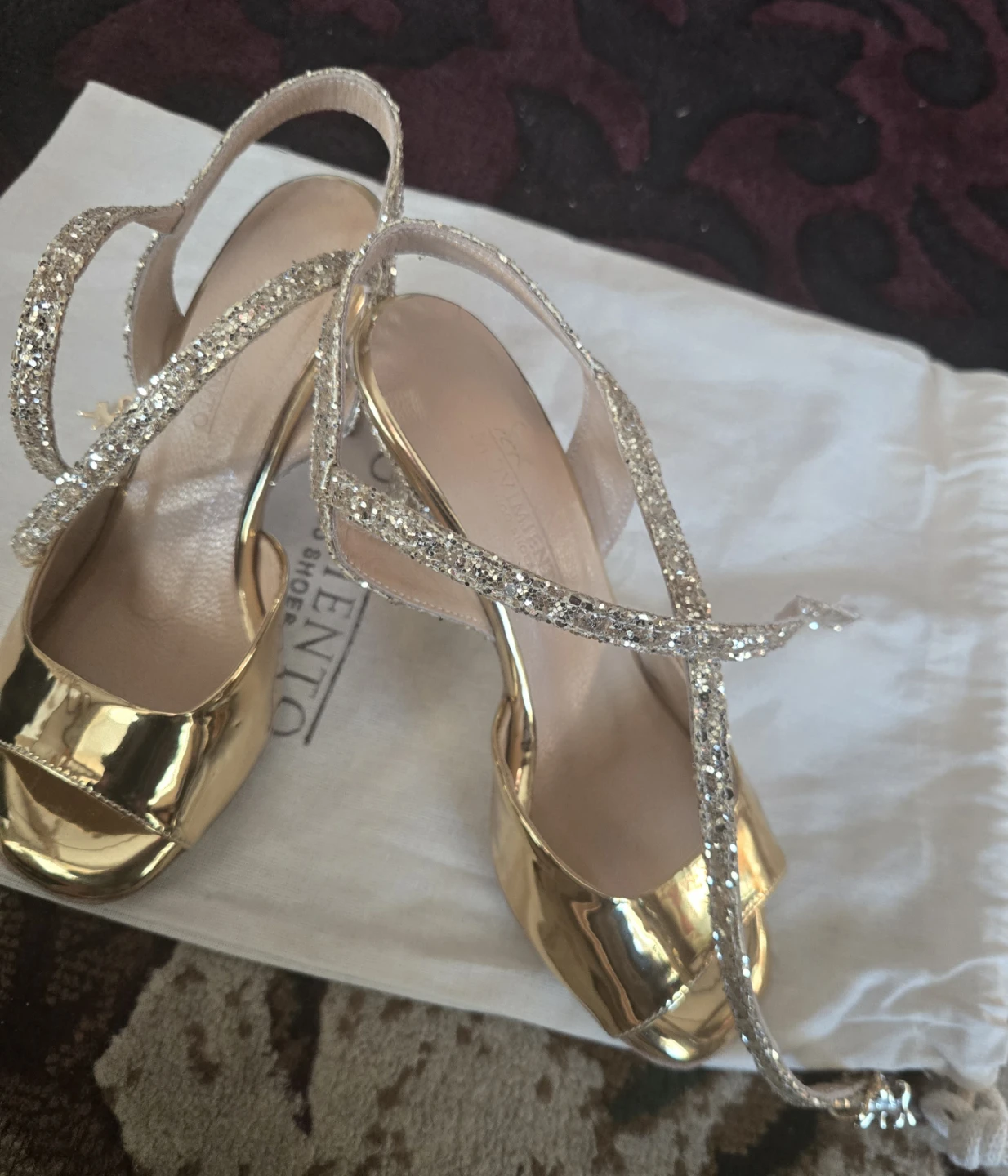 Movimiento Gold Glitter Heels - photo 4