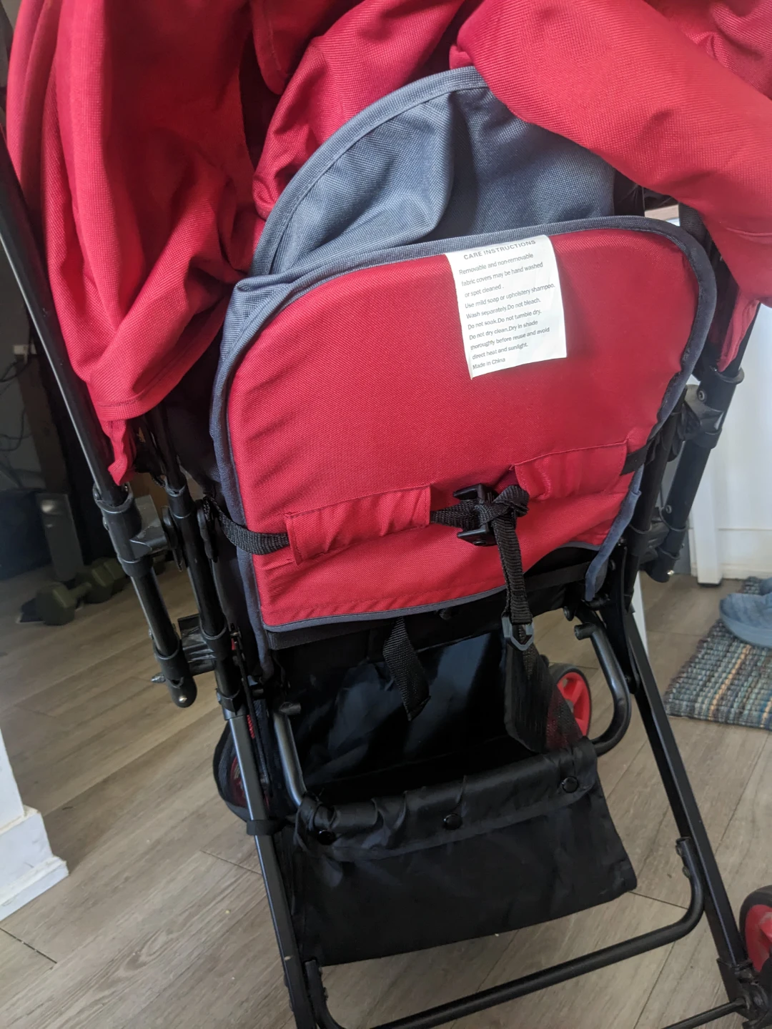 Kids Stroller with Giraffe Design