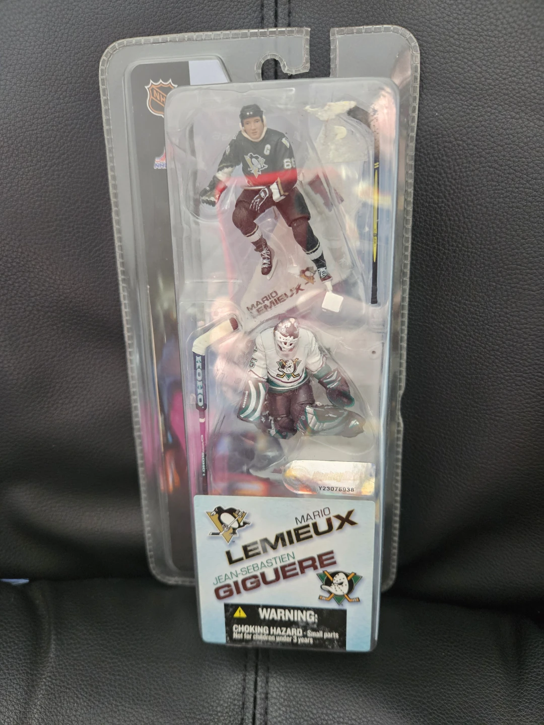 Mario Lemieux & Jean-Sebastien Giguere Hockey Action Figures