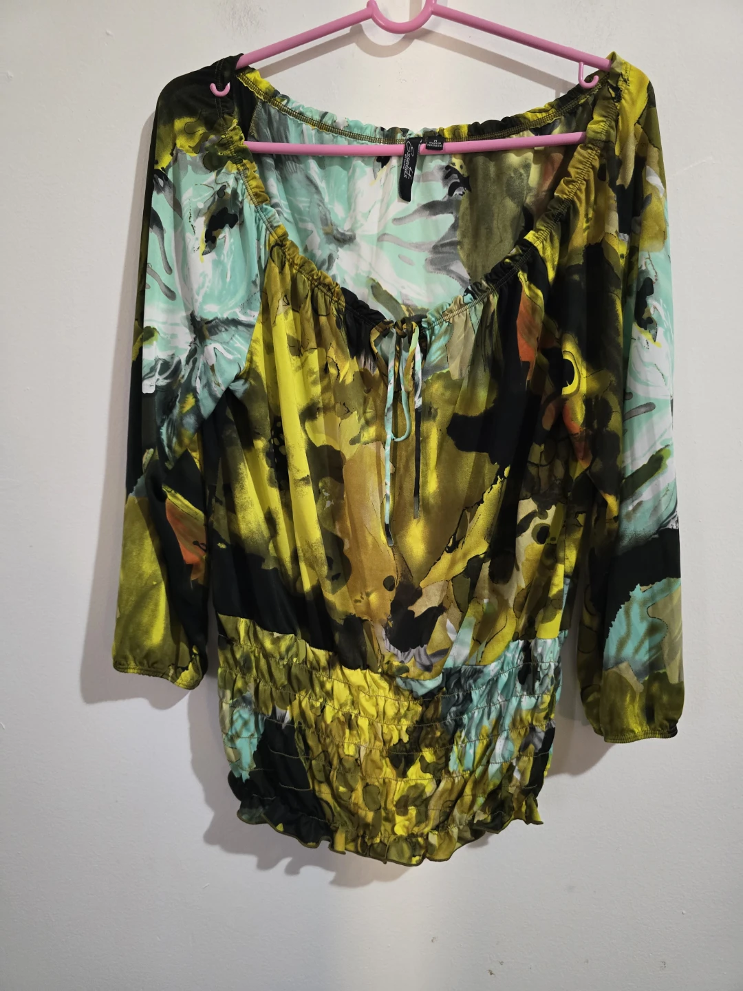 Women's Long Sleeve Abstract Print Top