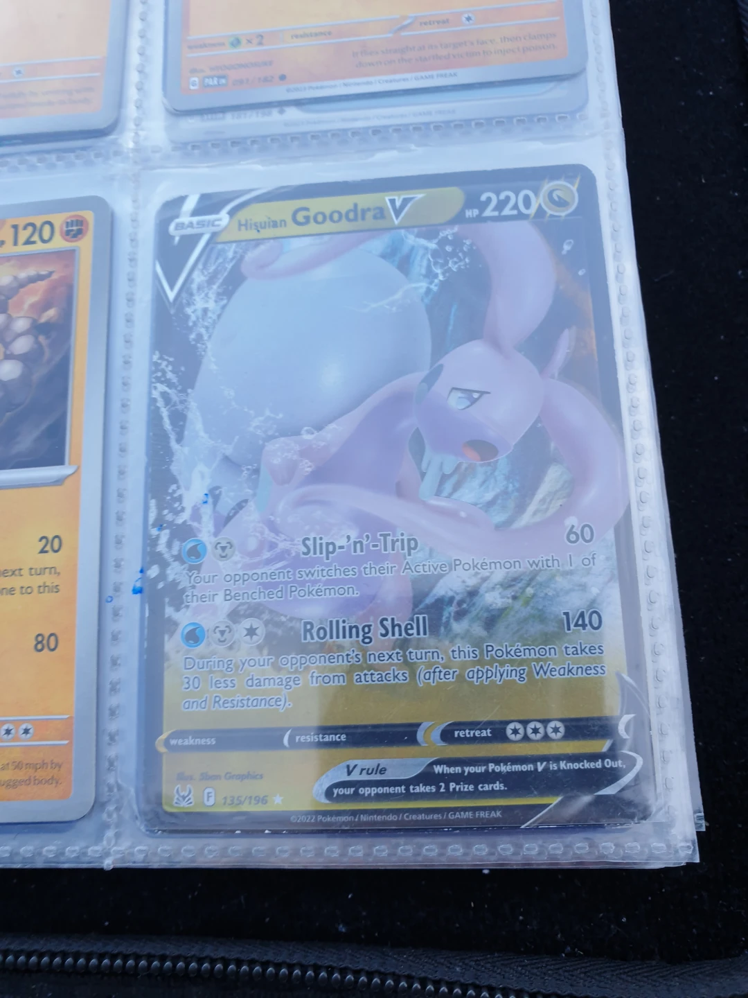 Hisuian Goodra V Pokémon Card 135/196