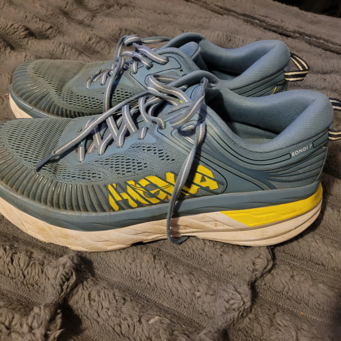 Size 9.5 Hoka One One Bondi 7 Men's Running Shoes Size 9.5