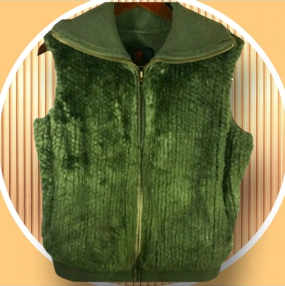 Luxury Faux Fur Vest & Sweater Back Pockets by Adrienne Landau 🏆
