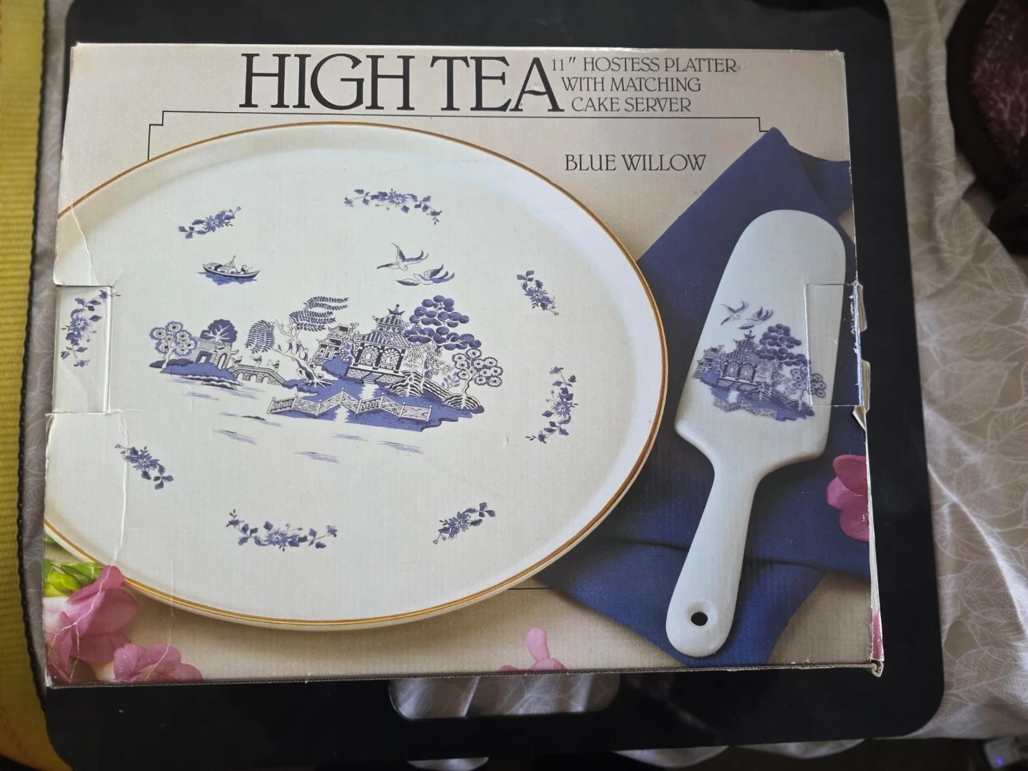 Robinson Design Group High Tea Hostess Platter + Cake Server