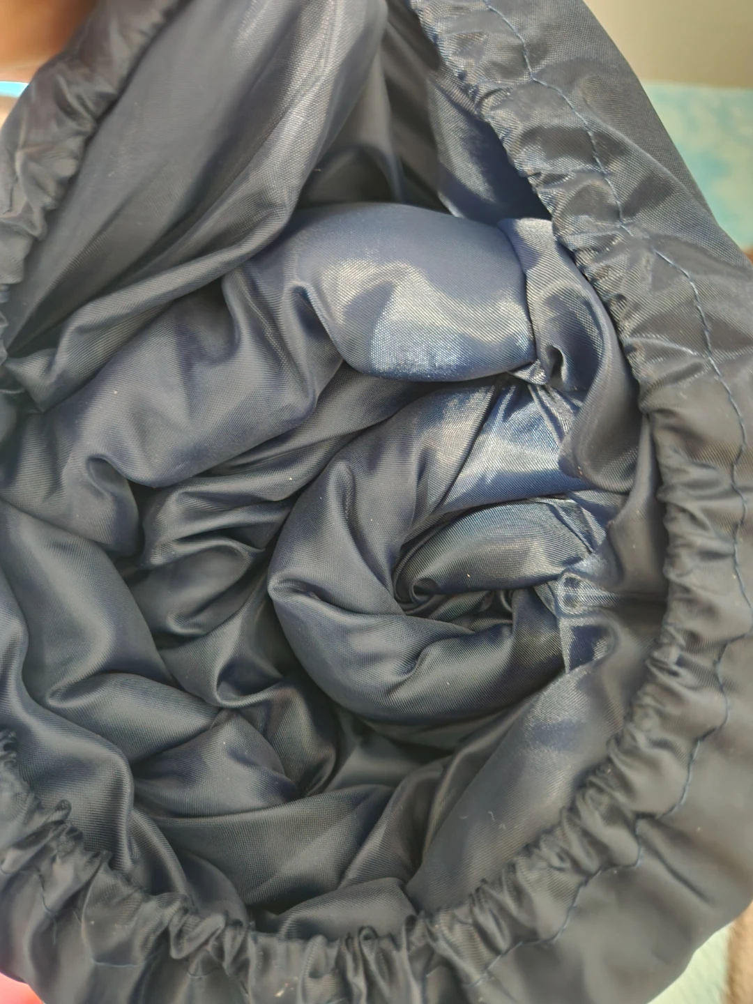 Free sleeping bag to anyone in need - photo 2