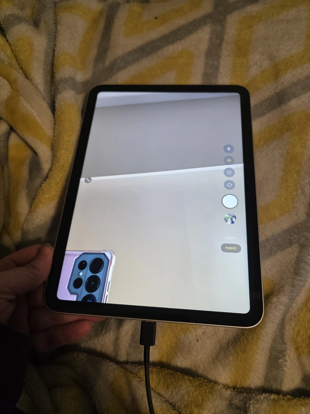 Apple iPad 10th Gen - photo 5